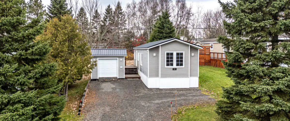 86 Hedgeview Drive
