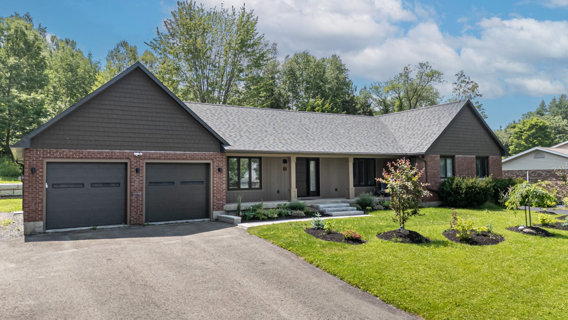 10 Eaglewood Court