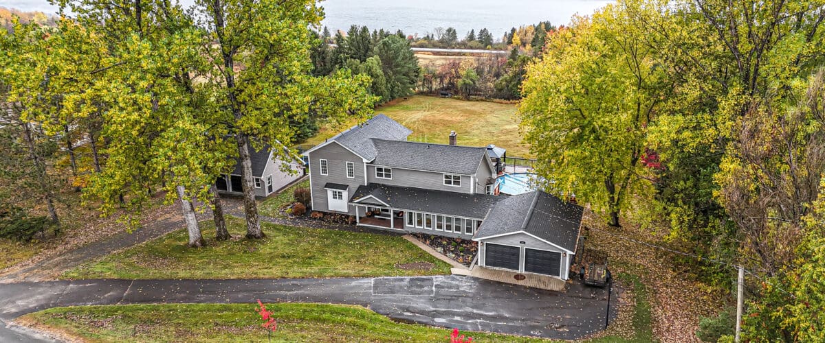 242 Mactaquac Heights