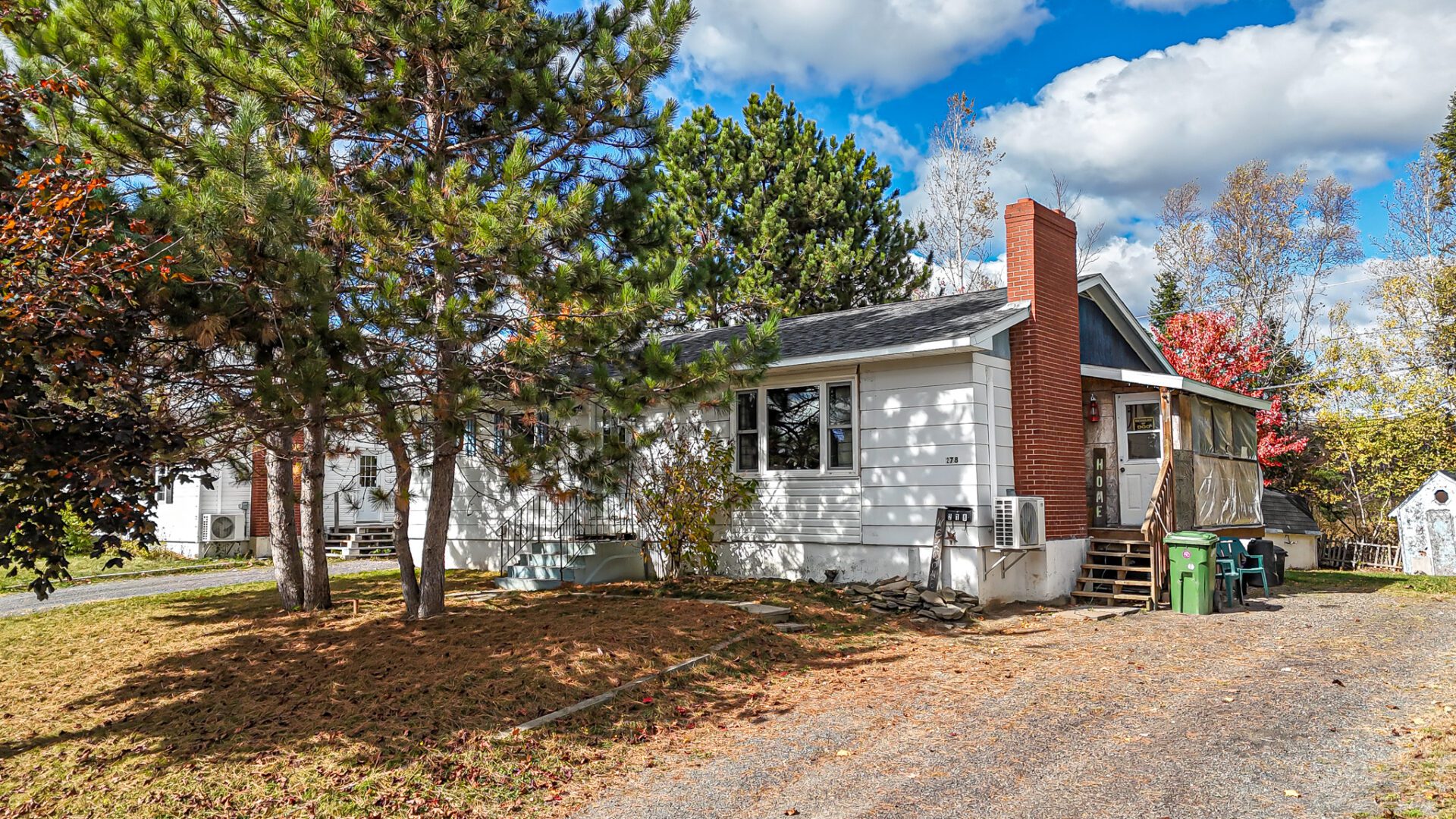 278 Barton Crescent