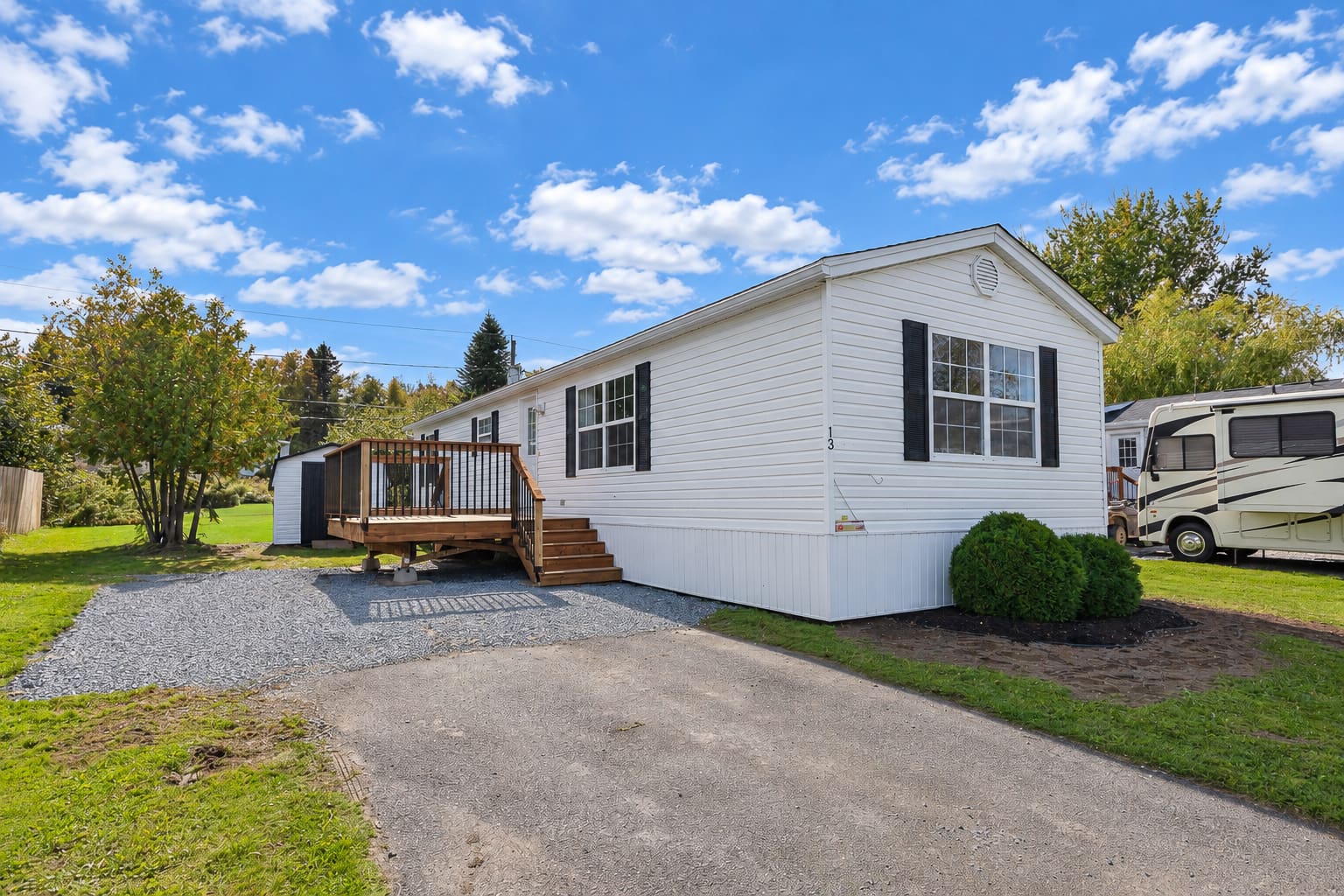 13 Wood Avenue