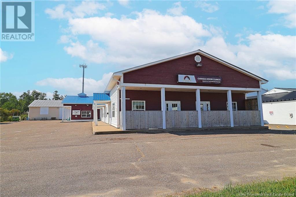 255 Restigouche Road, Oromocto, New Brunswick  E2V 2H1 - Photo 1 - NB095348