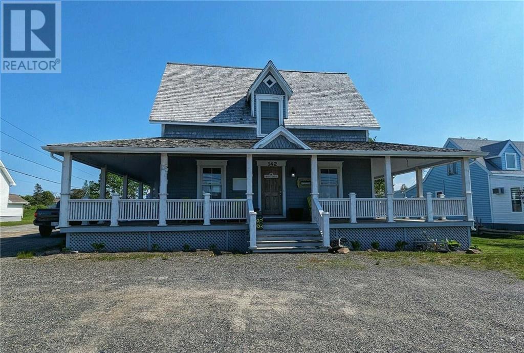 142 Bd St Pierre E, caraquet, New Brunswick