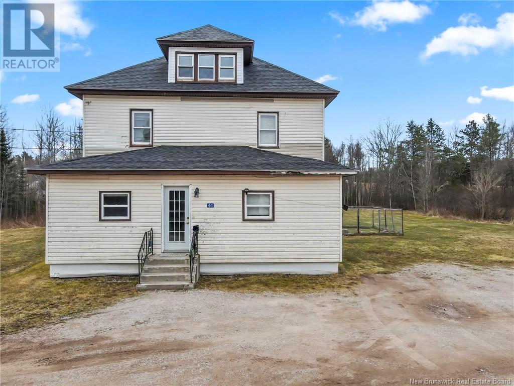 44-46 Connor Street, Petitcodiac, New Brunswick  E4Z 4G2 - Photo 3 - M158595