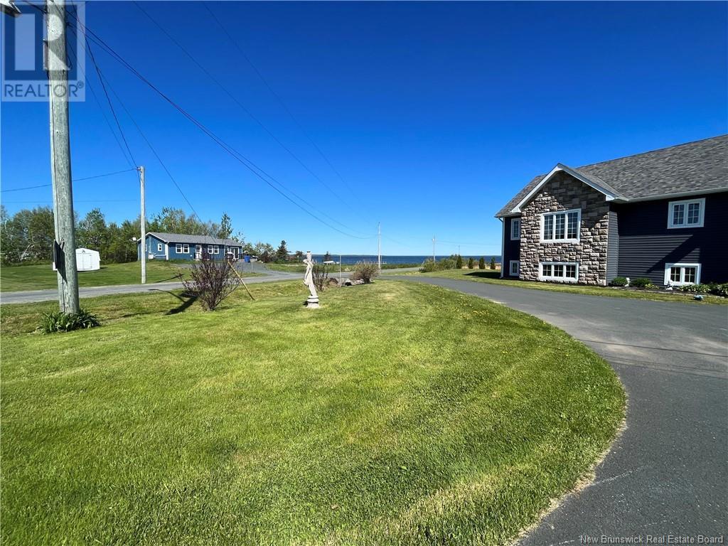 16 Bayview N Road, Baie-Sainte-Anne, New Brunswick  E9A 1A3 - Photo 4 - NB097859