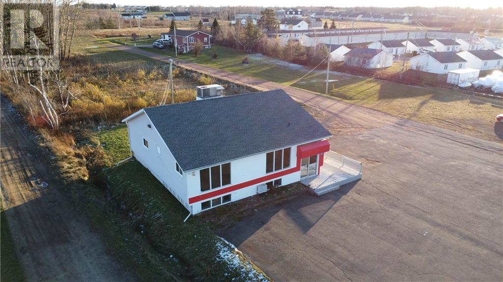 553 Main Street, Shediac, New Brunswick  E4P 2C5 - Photo 7 - M158695