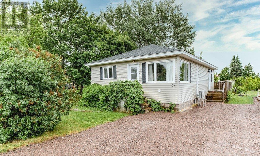 24 Jarvis, shediac, New Brunswick