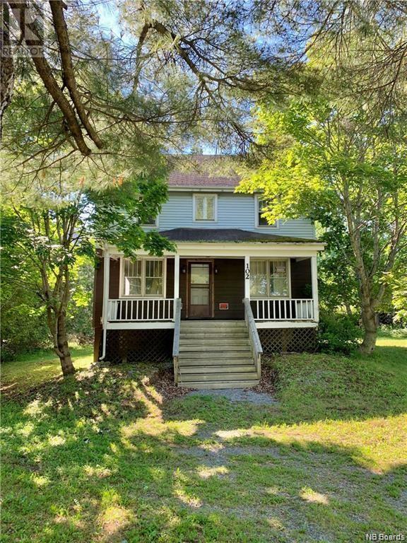 102 Hampton Road, Rothesay, New Brunswick  E2E 3L2 - Photo 3 - NB098317