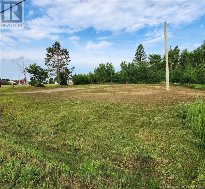 3659 Rue Luce, Tracadie, New Brunswick  E1X 1B4 - Photo 3 - NB098901