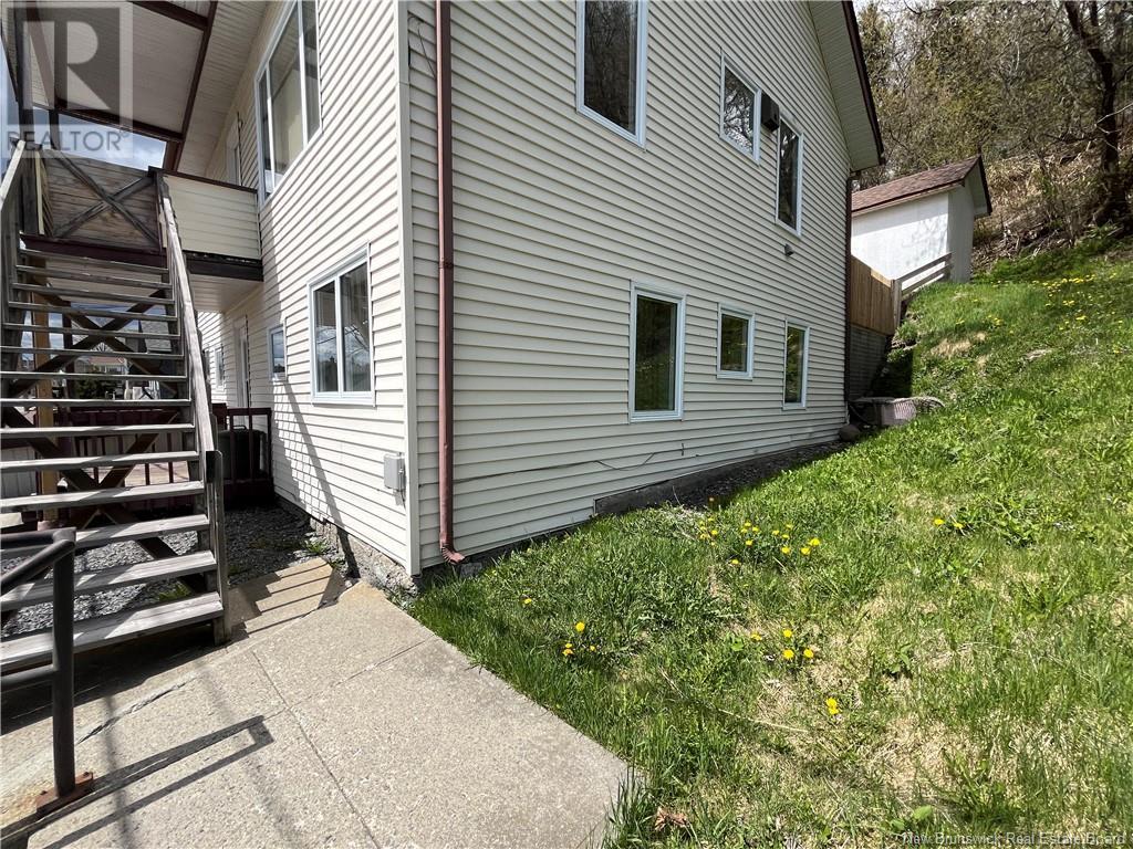 1 Veniot Street, Edmundston, New Brunswick  E3V 1K9 - Photo 11 - NB099301