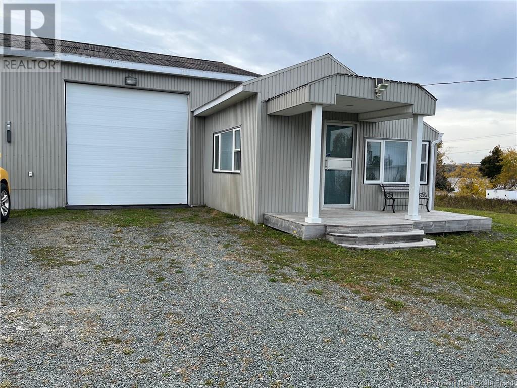 4344 Water Street, Miramichi, New Brunswick  E1N 4L5 - Photo 3 - NB100593