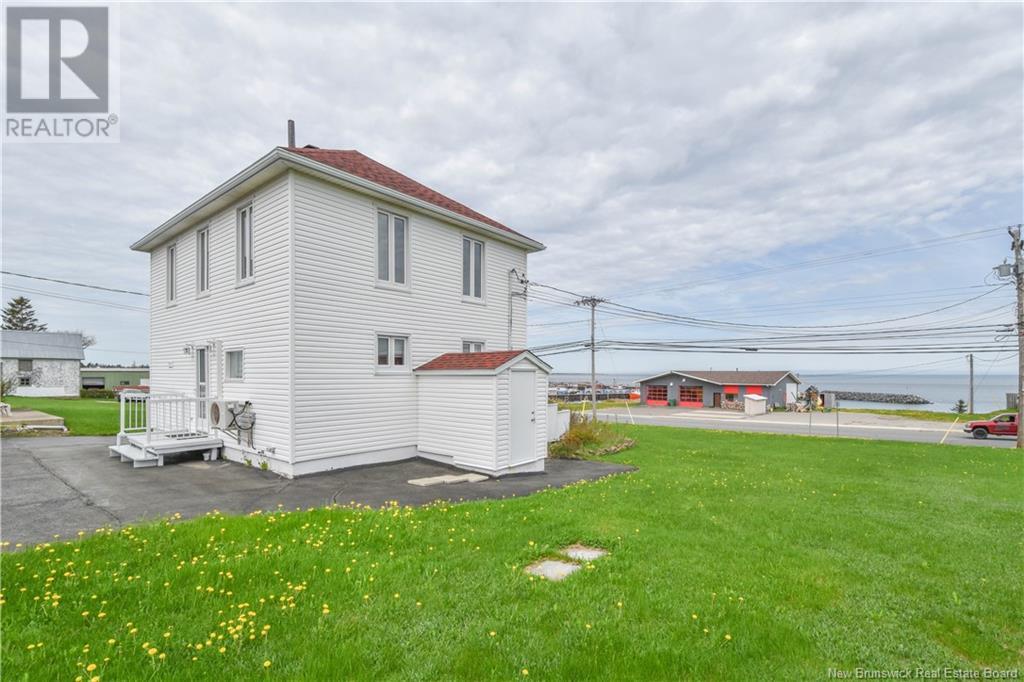 90 Saint-Pierre Est Boulevard, Caraquet, New Brunswick  E1W 1B6 - Photo 13 - NB100820