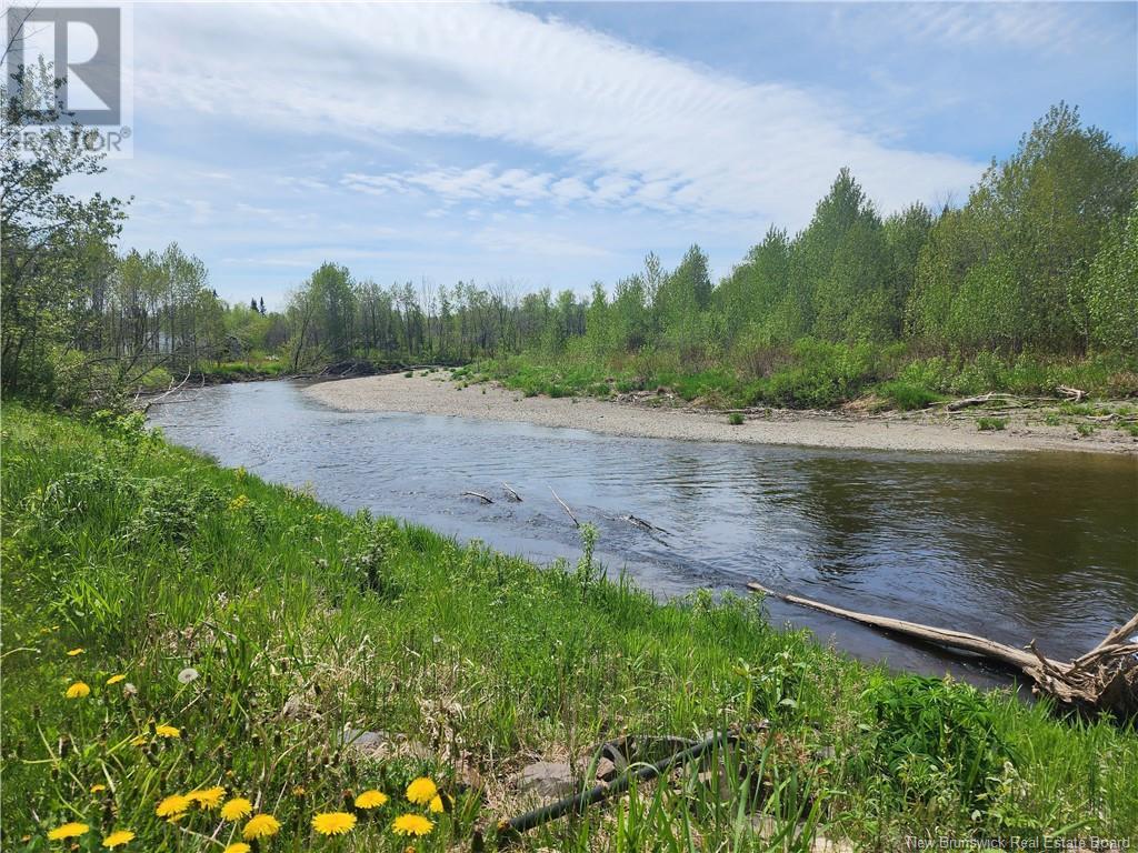 - Deschenes Road, Sainte-Anne-De-Madawaska, New Brunswick  E7E 1P5 - Photo 3 - NB100814