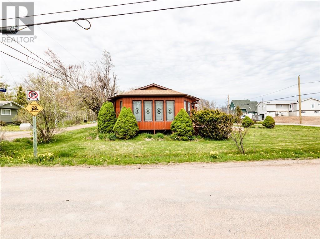 2 De La Plage, Beaubassin East, New Brunswick  E4P 7E3 - Photo 33 - M159797