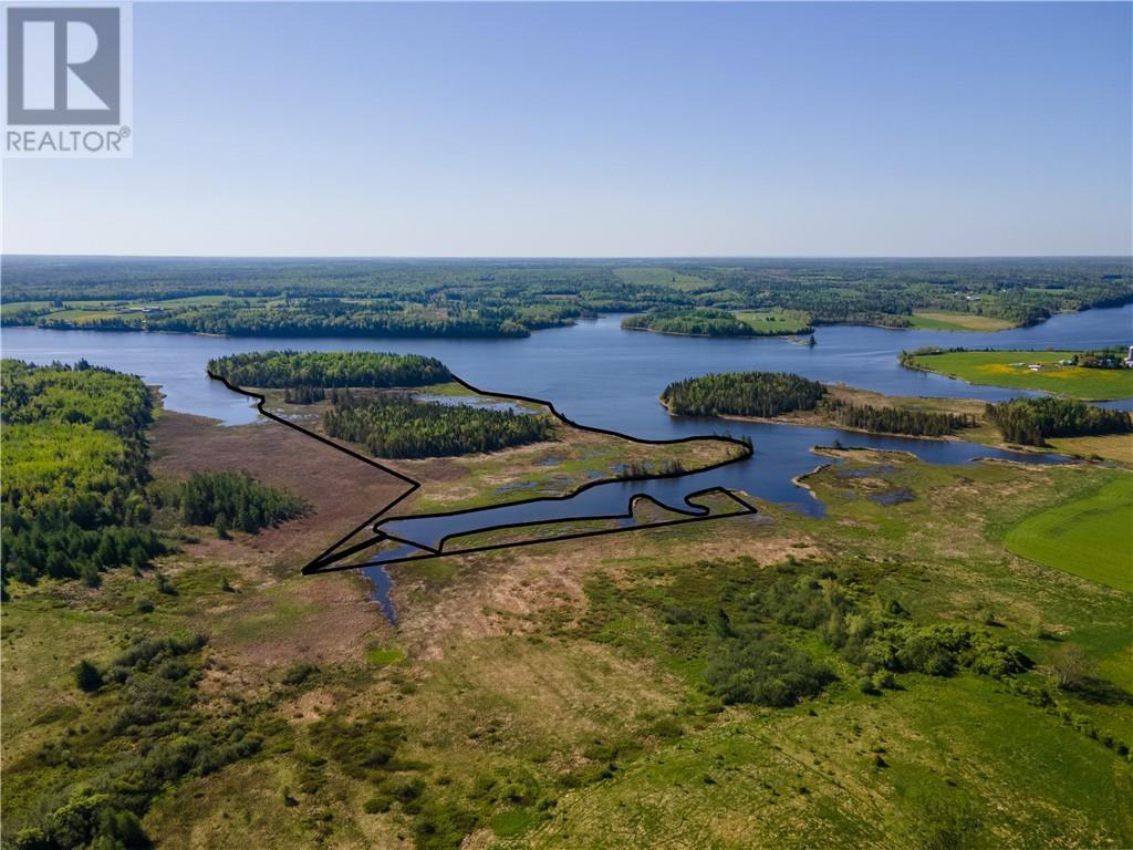 Waterfront Bass River Point, Bass River, New Brunswick  E4T 1A6 - Photo 2 - M159821