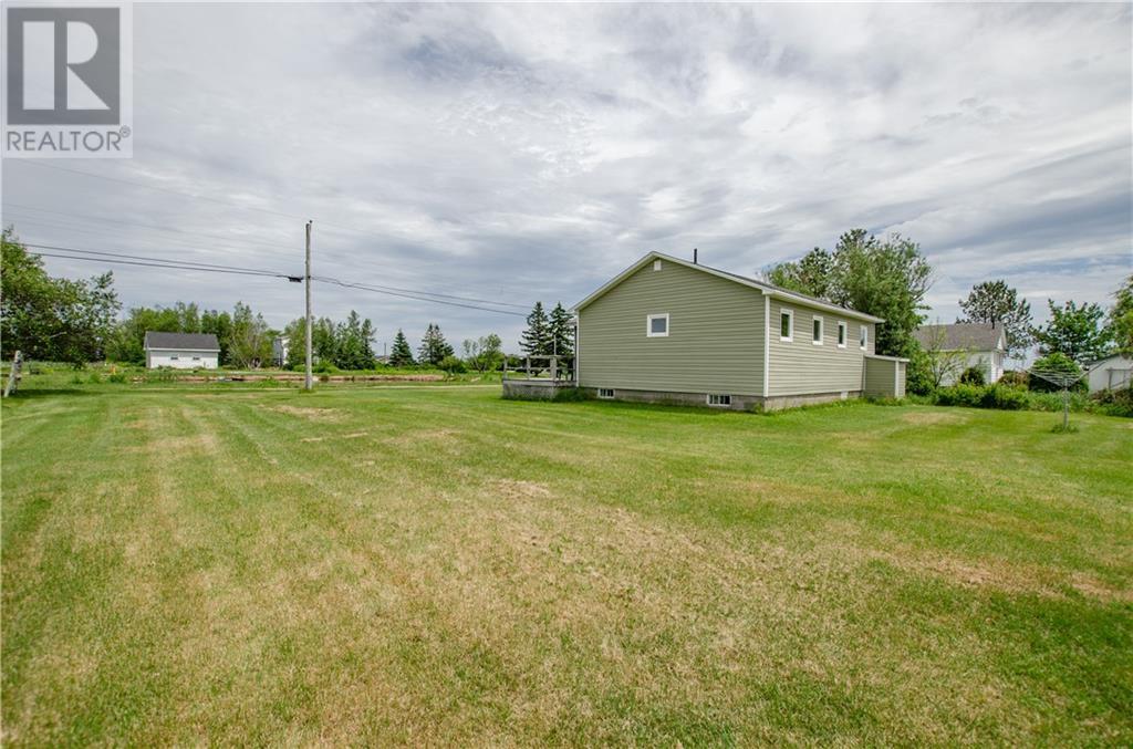 80 Emmanuel Road, Grande-Digue, New Brunswick  E4R 4J6 - Photo 7 - M160065