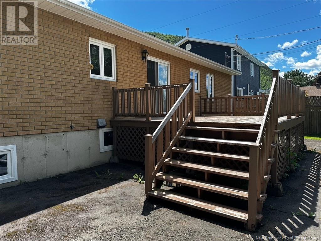 239 Dover Street, Campbellton, New Brunswick  E3N 3L5 - Photo 14 - NB102786