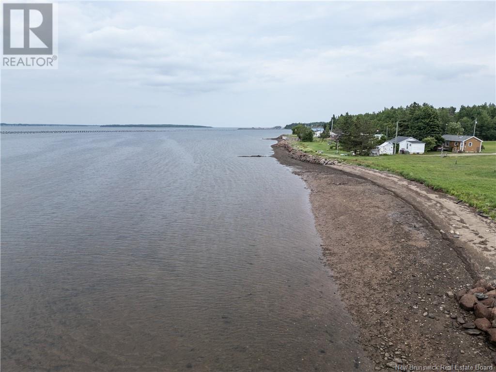 142 Happy Days Estates, Grande-Digue, New Brunswick  E4R 4L6 - Photo 10 - M161057