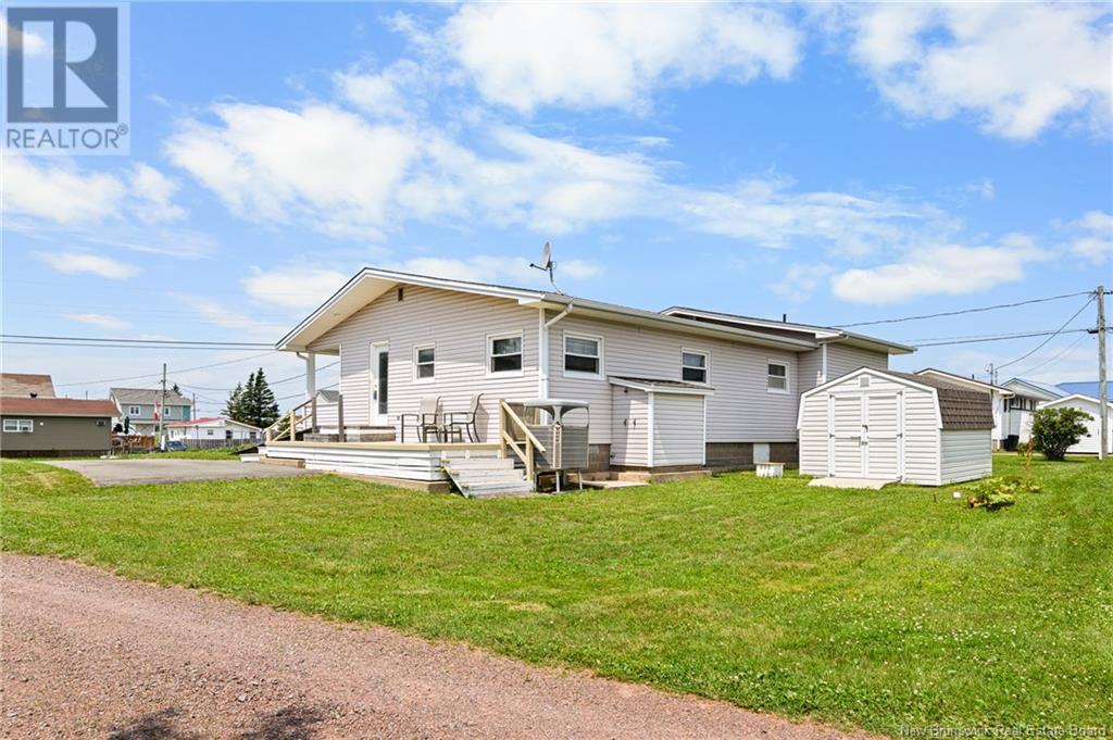 10 Pelican Avenue, Grand-Barachois, New Brunswick  E4P 7Z2 - Photo 7 - M161065