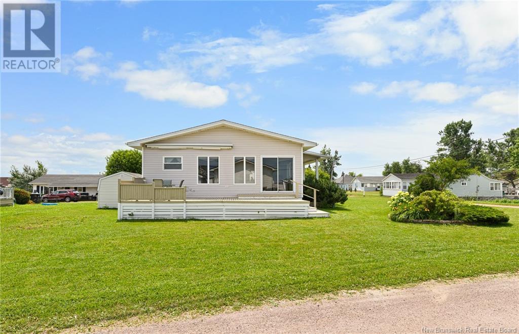 10 Pelican Avenue, Grand-Barachois, New Brunswick  E4P 7Z2 - Photo 9 - M161065