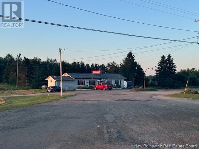 4422 Route 106, Petitcodiac, New Brunswick  E4Z 3L6 - Photo 3 - M161314