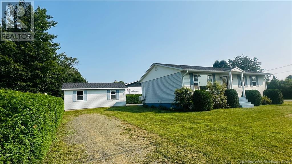 134 Kirkpatrick Street, Woodstock, New Brunswick  E7M 2B3 - Photo 3 - NB103717