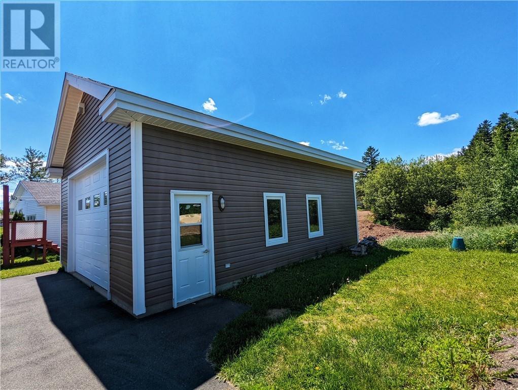 1036 Route 134, Petit-Rocher, New Brunswick  E8J 1A1 - Photo 12 - M161364