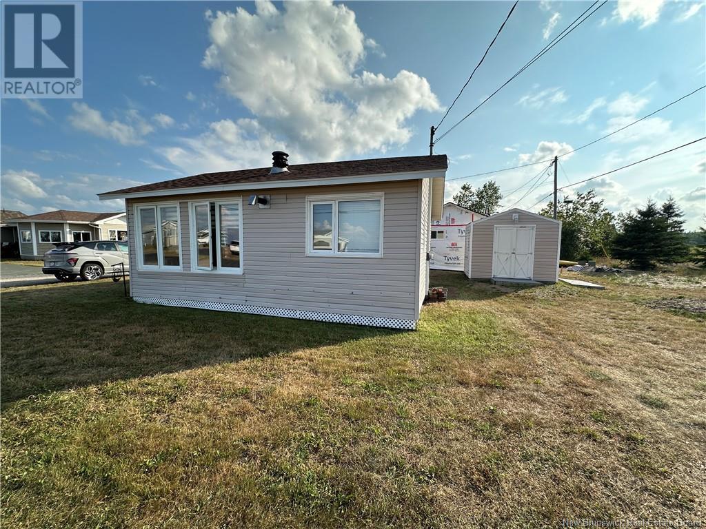 46 Nicholas, Beresford, New Brunswick  E8K 1A9 - Photo 7 - NB103881