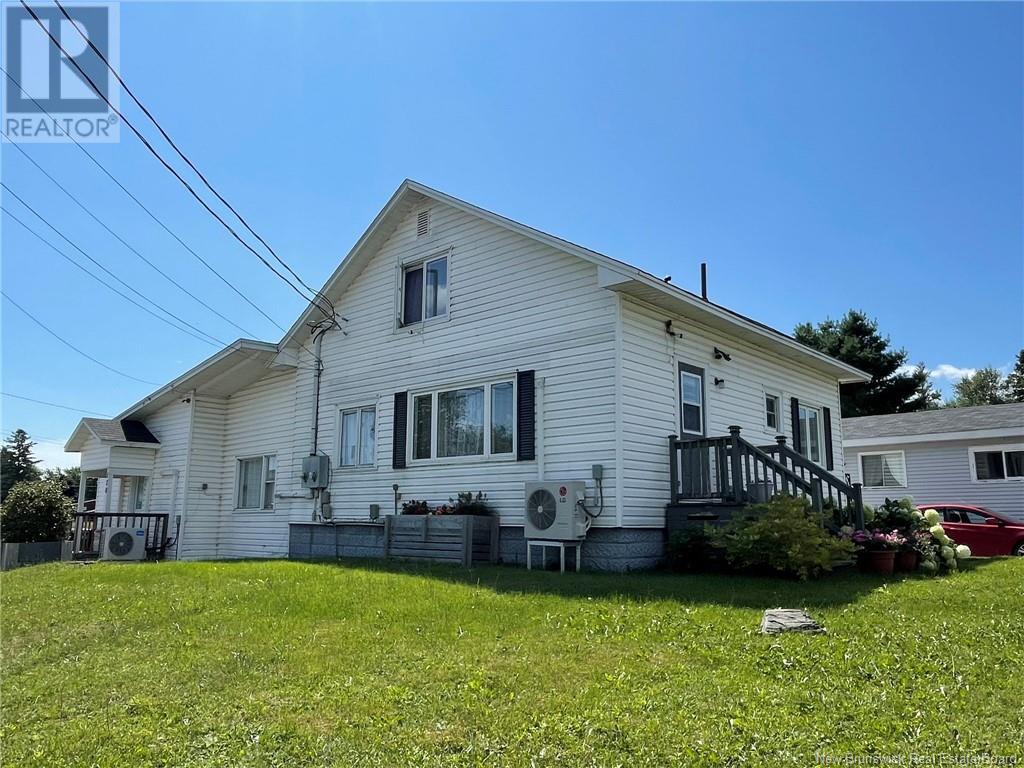 120 King Street, Miramichi, New Brunswick  E1N 2N8 - Photo 2 - NB104289