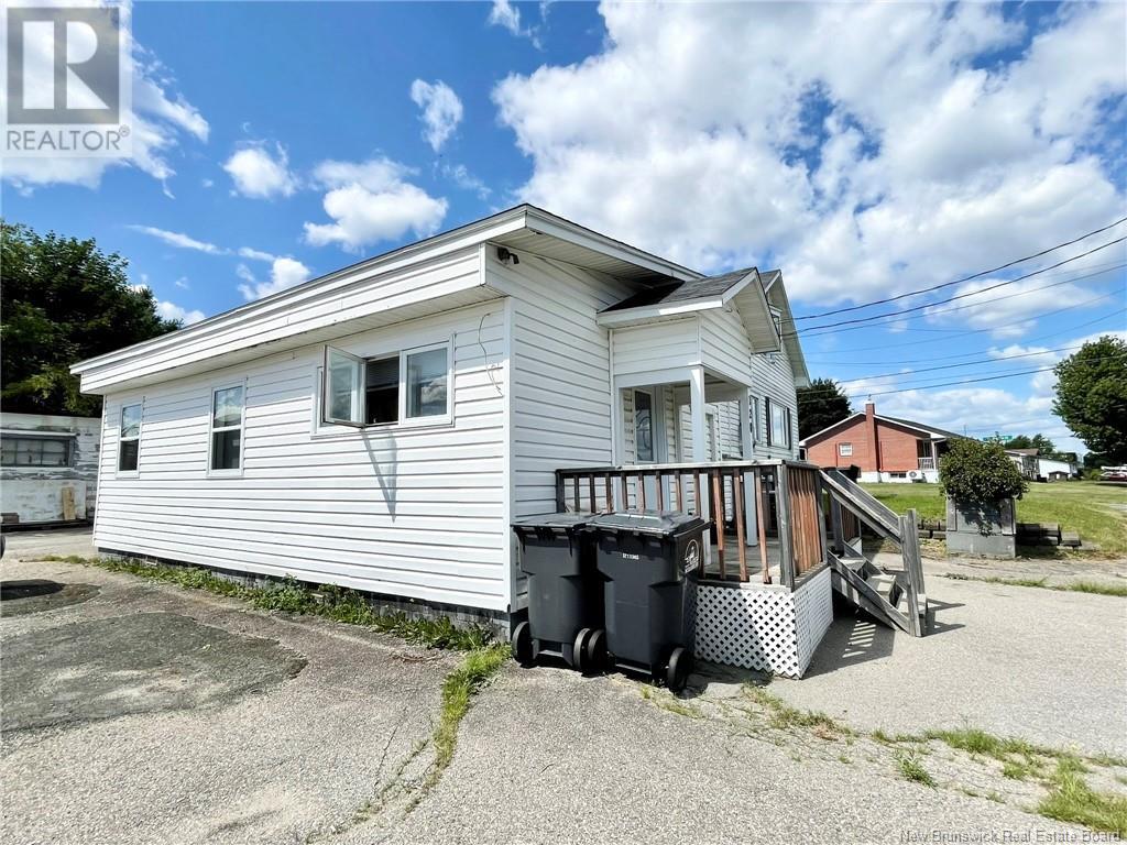 120 King Street, Miramichi, New Brunswick  E1N 2N8 - Photo 37 - NB104289