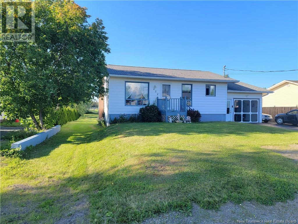 222 Gagnon, Beresford, New Brunswick  E8K 1V3 - Photo 3 - NB104436