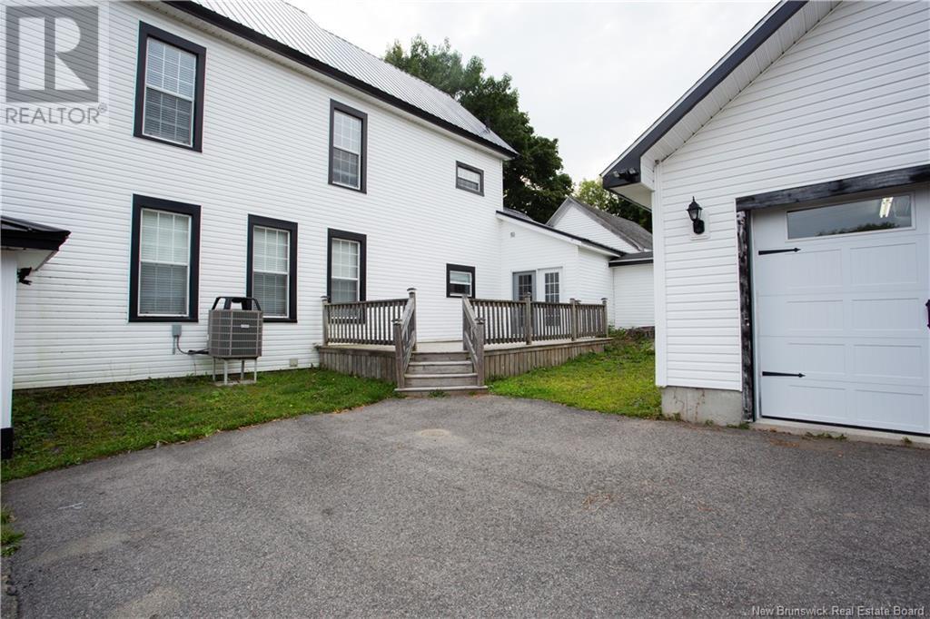 515 King George Highway, Miramichi, New Brunswick  E1V 1M9 - Photo 4 - NB104566