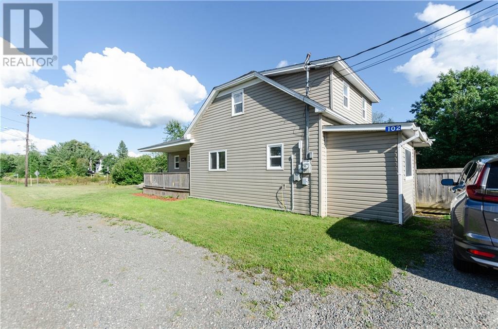 102 Main Street, Petitcodiac, New Brunswick  E4Z 4M4 - Photo 46 - M161863