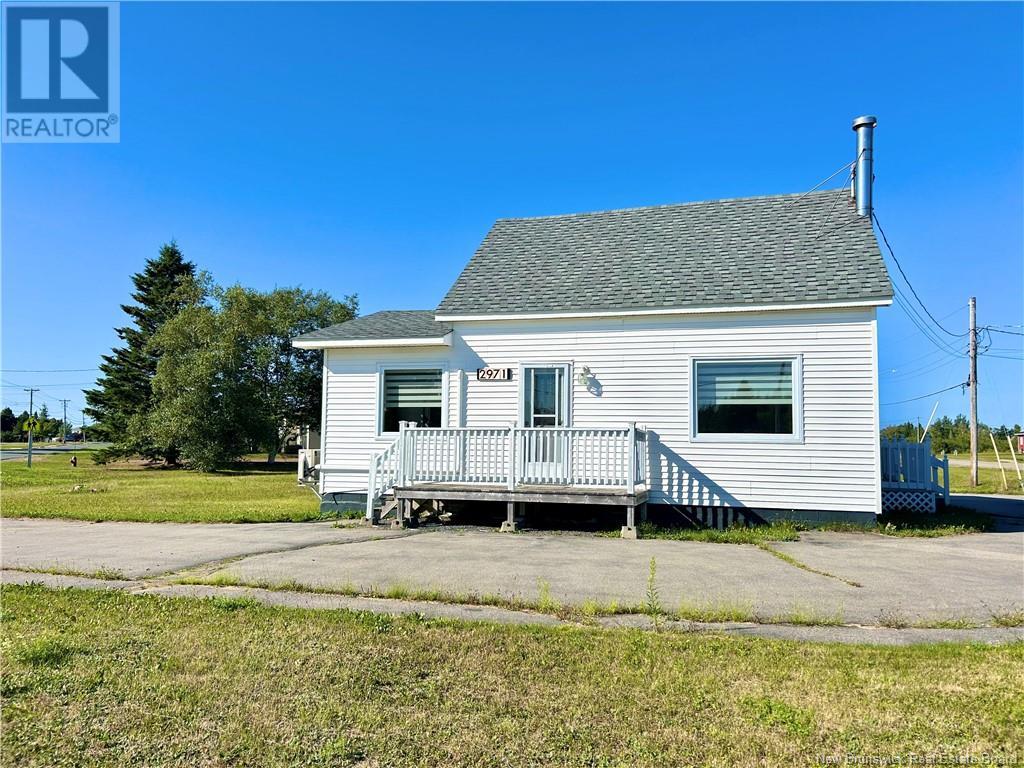 2971 Morais Street, Bas-Caraquet, New Brunswick  E1W 6A3 - Photo 1 - NB104998