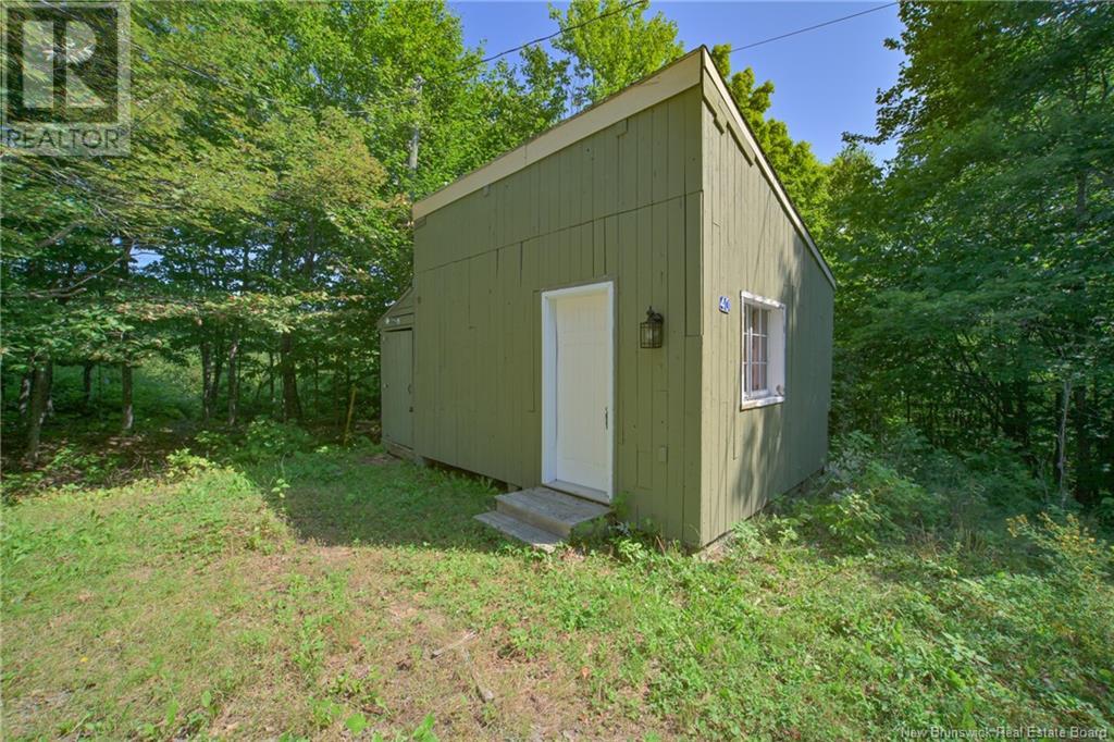 40 Skiers Lane, Crabbe Mountain, New Brunswick  E6E 2K2 - Photo 4 - NB104902