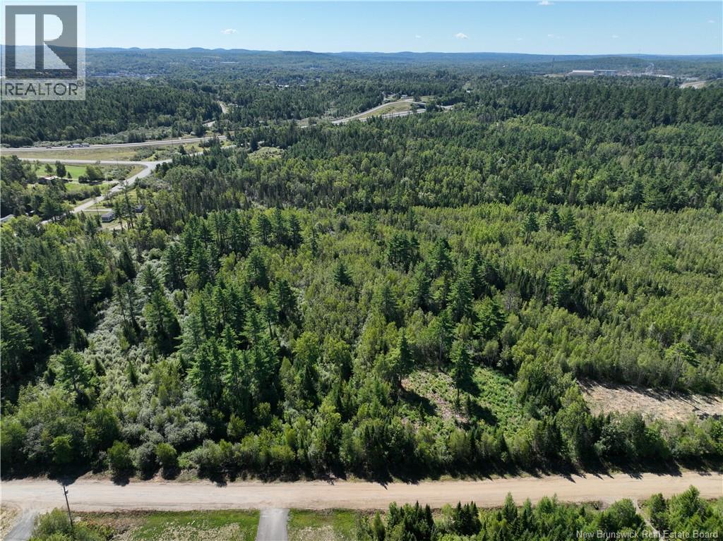 3 Crest Avenue, Heathland, New Brunswick  E3L 5C1 - Photo 7 - NB105373