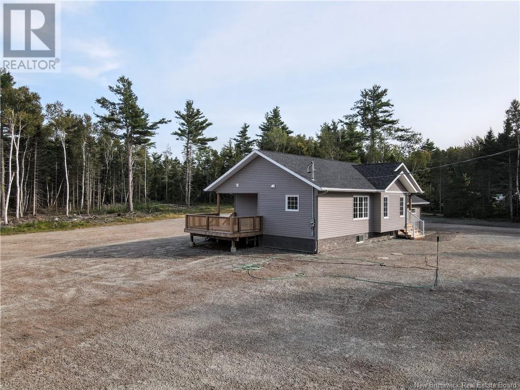 361 Kinnear Road, Beaubassin East, New Brunswick  E4P 7R2 - Photo 39 - NB106035