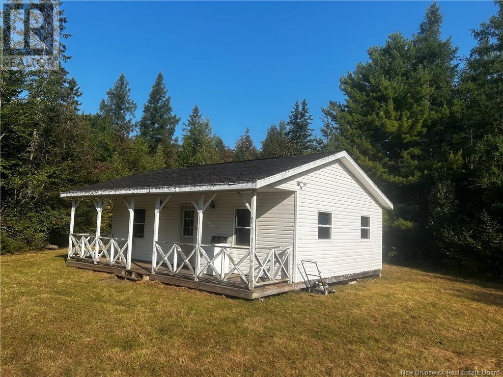 1707 Lakeview Road, cambridge-narrows, New Brunswick