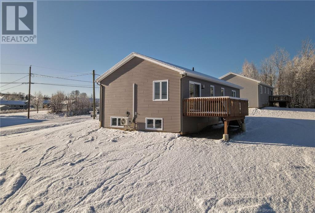 140 Ducharme, Memramcook, New Brunswick  E4K 2G2 - Photo 4 - NB106727