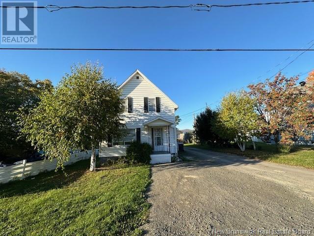 391 Vanier Street, Campbellton, New Brunswick  E3N 1V1 - Photo 2 - NB106712