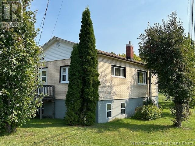 1140 Bridge Street, Bathurst, New Brunswick  E2A 1X5 - Photo 2 - NB106714