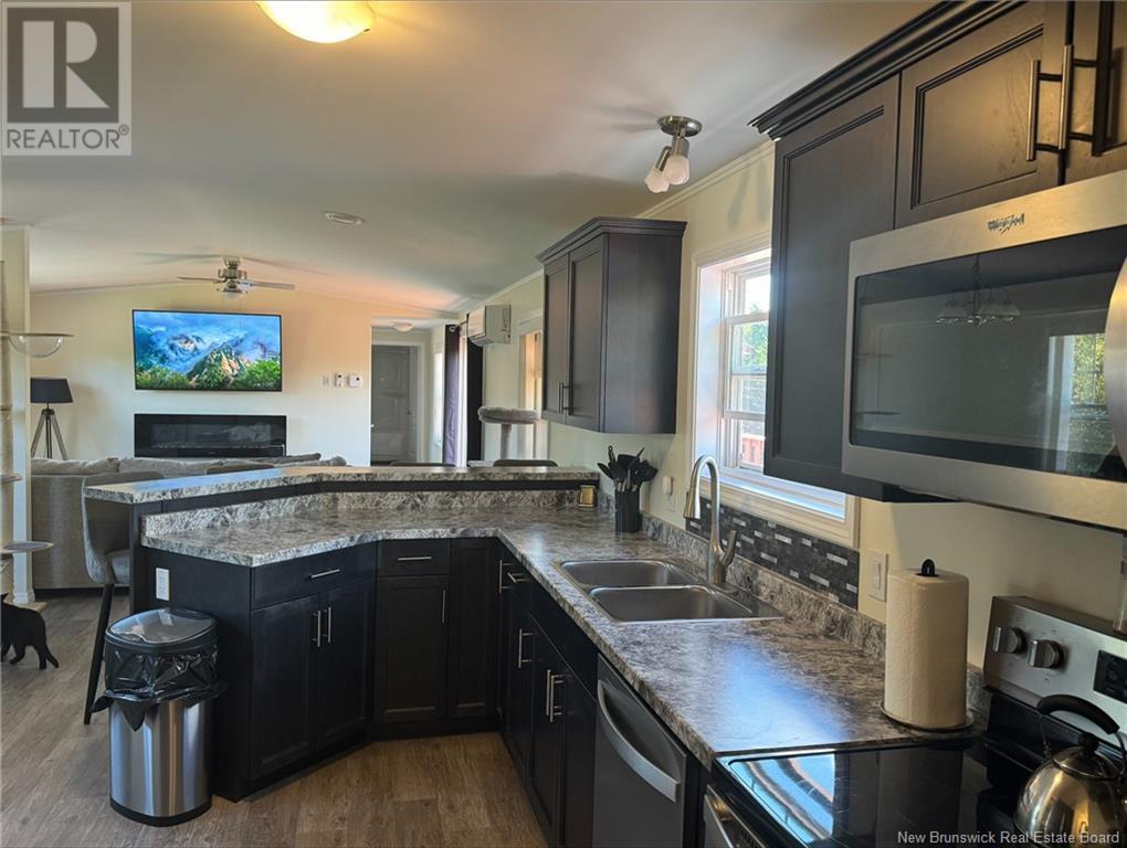 34 Marsh Landing Road, Grand Manan, New Brunswick  E5G 1N4 - Photo 3 - NB107085