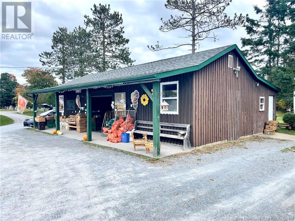 7559 Route 102, Browns Flat, New Brunswick  E5M 2N9 - Photo 1 - NB107391