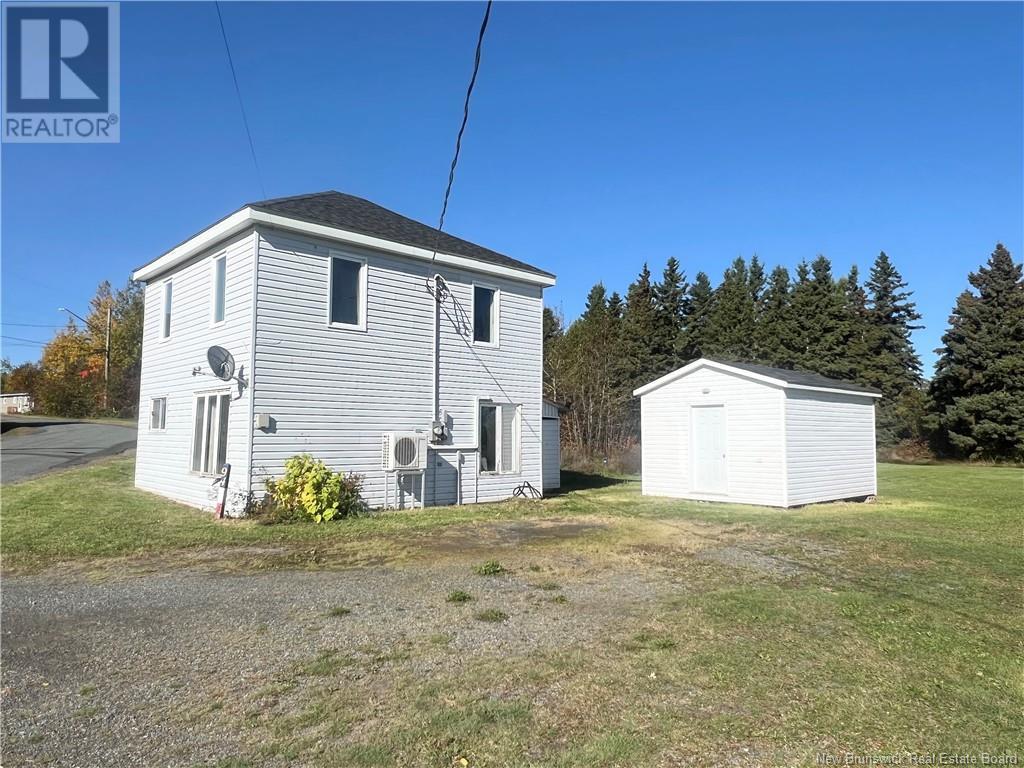 94 Rue Du Ruisseau, Pointe-Verte, New Brunswick  E8J 2Y8 - Photo 1 - NB107607