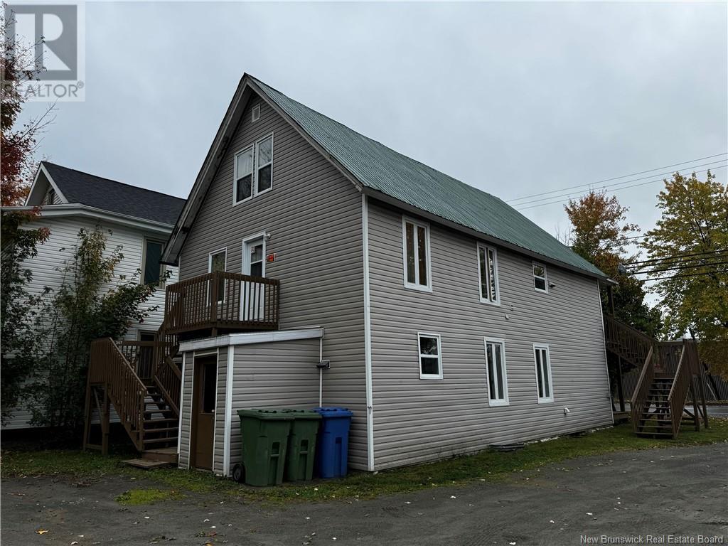 255 St-Francois Street, Edmundston, New Brunswick  E3V 1G2 - Photo 3 - NB107902