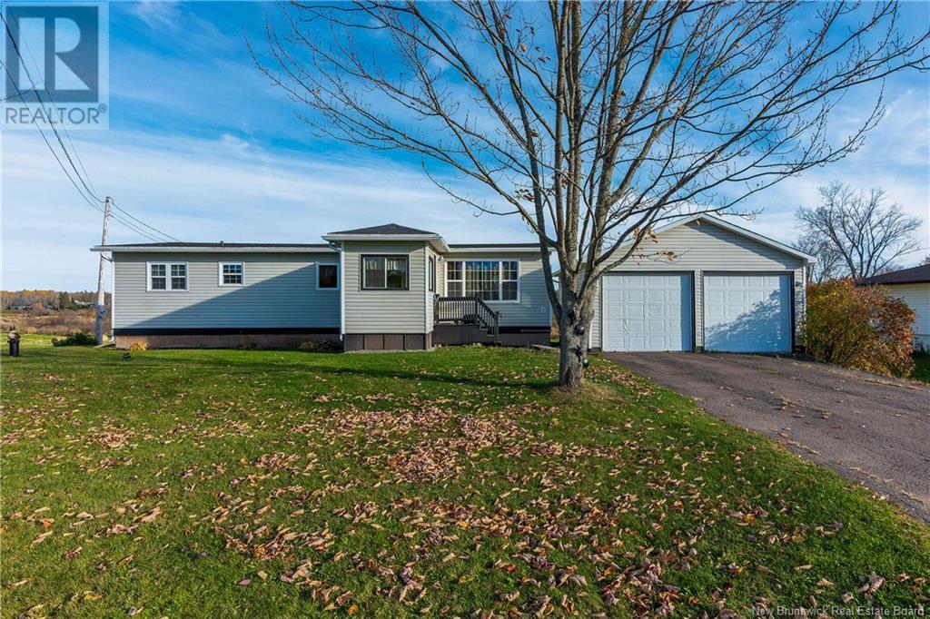 104 Old Post Road, Petitcodiac, New Brunswick  E4Z 4N9 - Photo 3 - NB108503