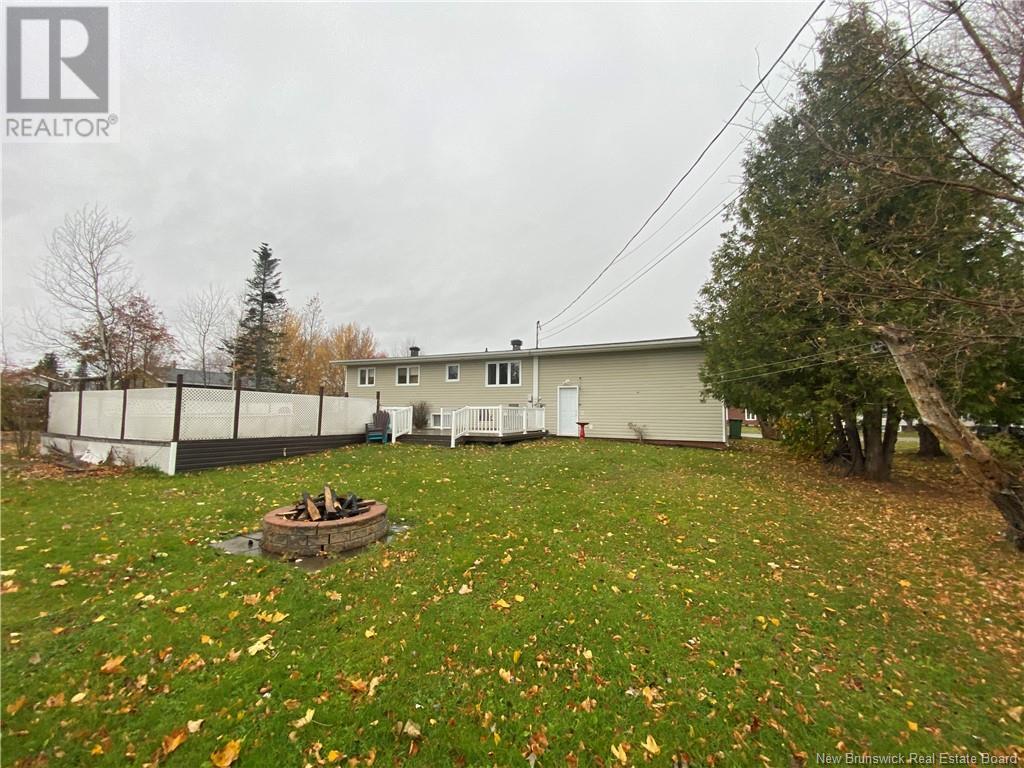 211 Foulem, Beresford, New Brunswick  E8K 1N1 - Photo 3 - NB108648