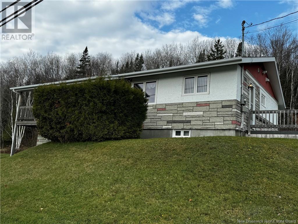 364 Du Pouvoir Road, Edmundston, New Brunswick  E3V 4K2 - Photo 2 - NB108682