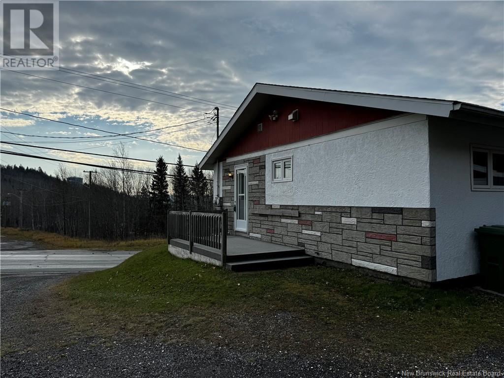 364 Du Pouvoir Road, Edmundston, New Brunswick  E3V 4K2 - Photo 6 - NB108682