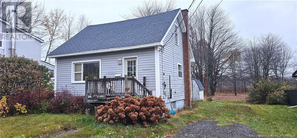 297 Cedar Street, Moncton, New Brunswick  E1C 7L7 - Photo 2 - NB108945